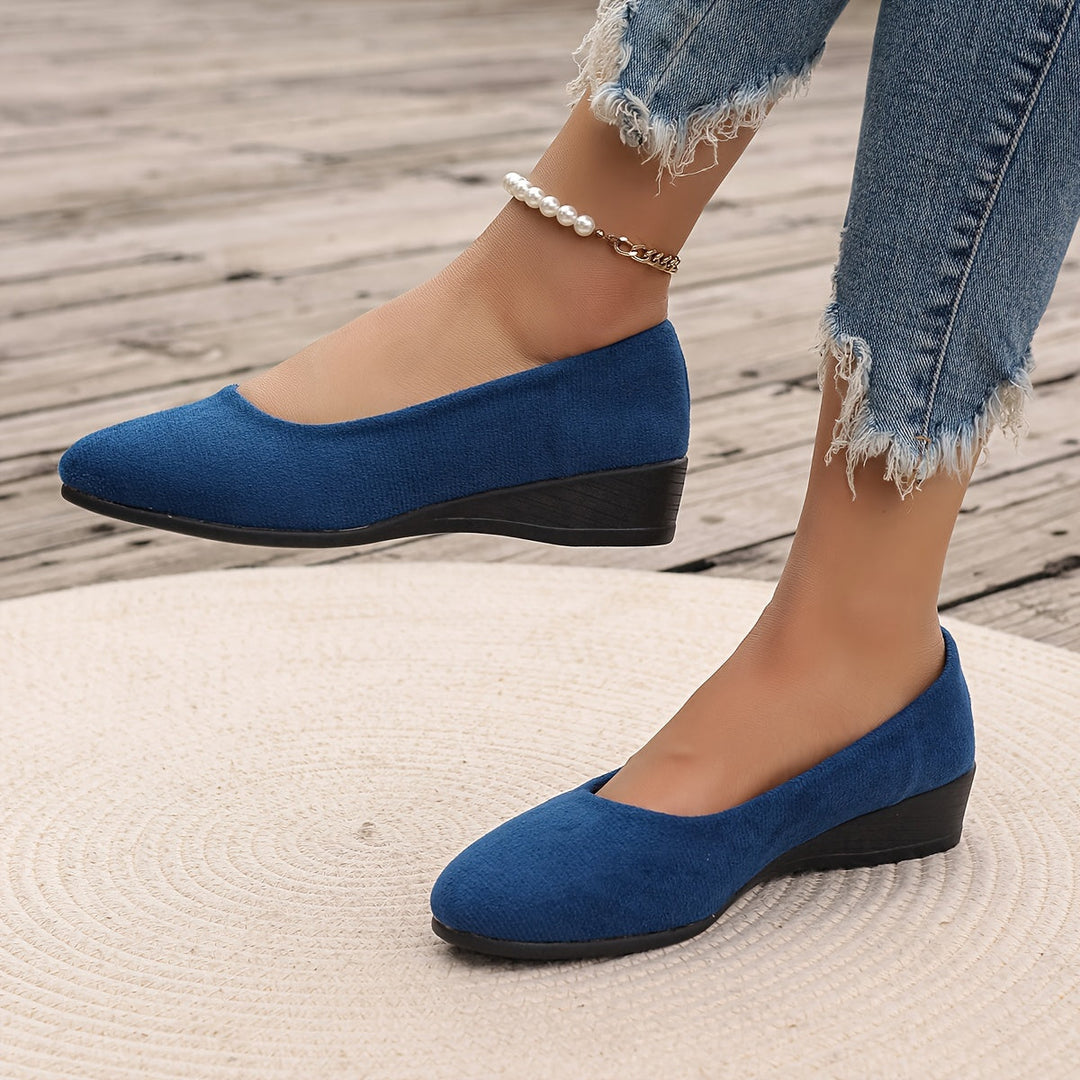 Eliane – Comfortable flats with wedge heels