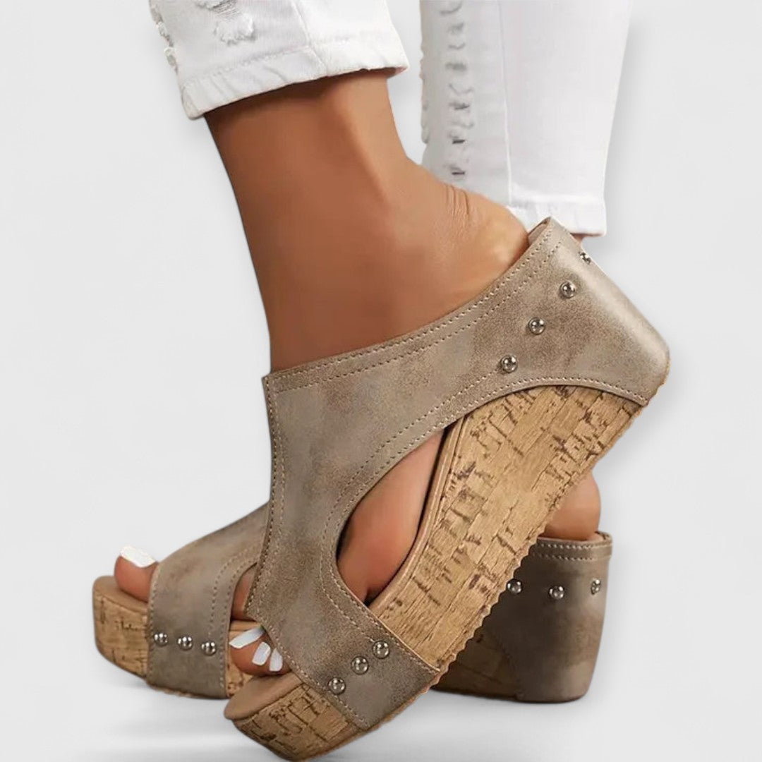 TESS | Orthopaedic Sandals