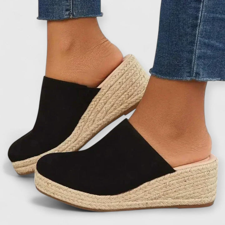 Lania | Elegant Comfort Sandal