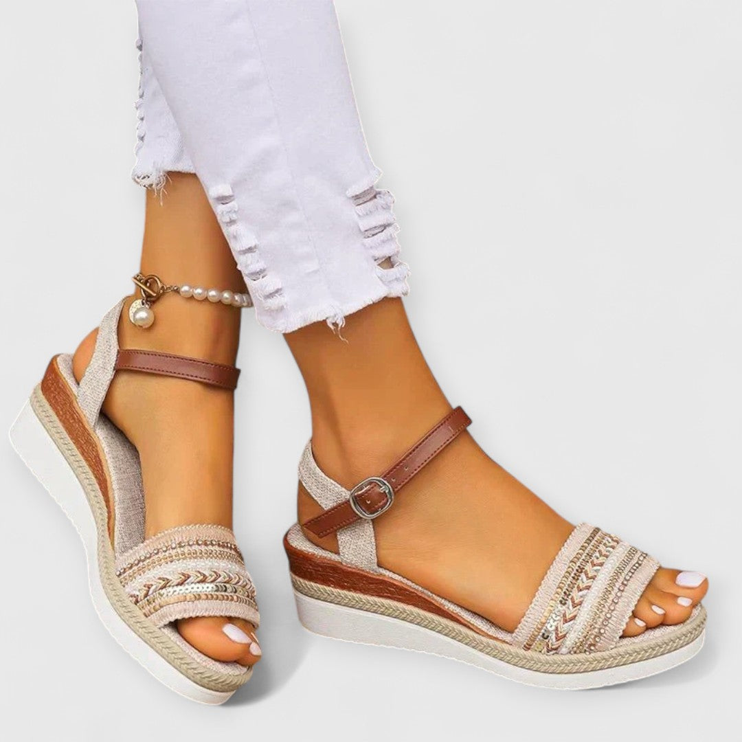 MONA | Sandals with a Coastal Flair