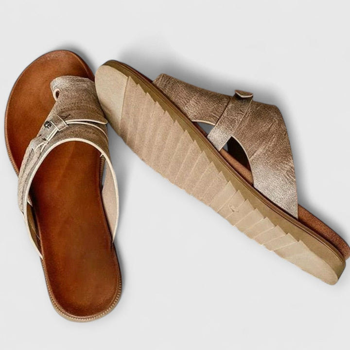 DELIA | Comfortable Sandals