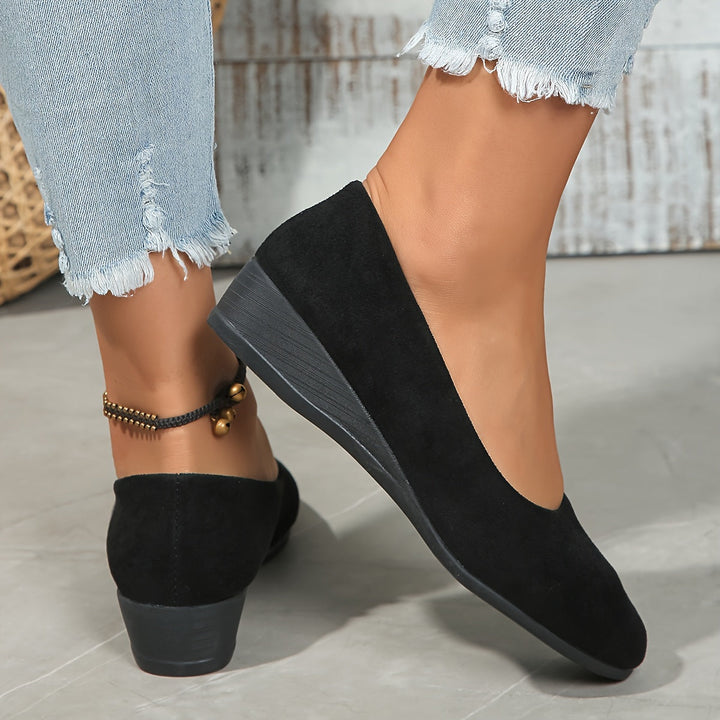 Eliane – Comfortable flats with wedge heels