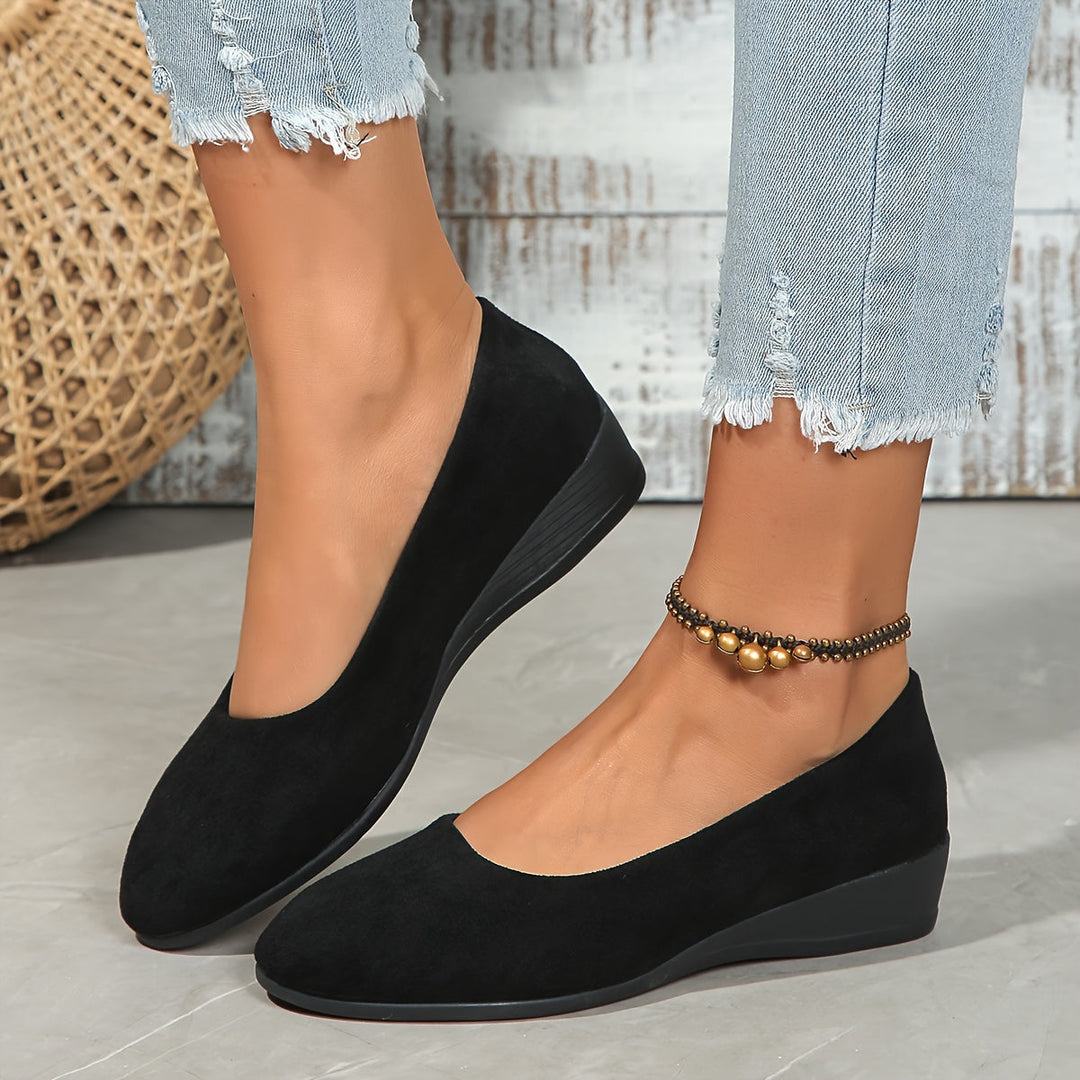 Eliane – Comfortable flats with wedge heels