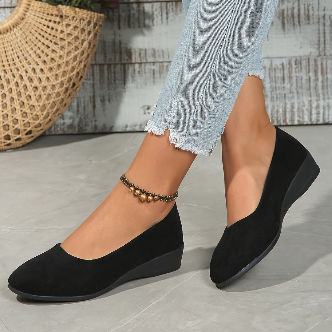 Eliane – Comfortable flats with wedge heels